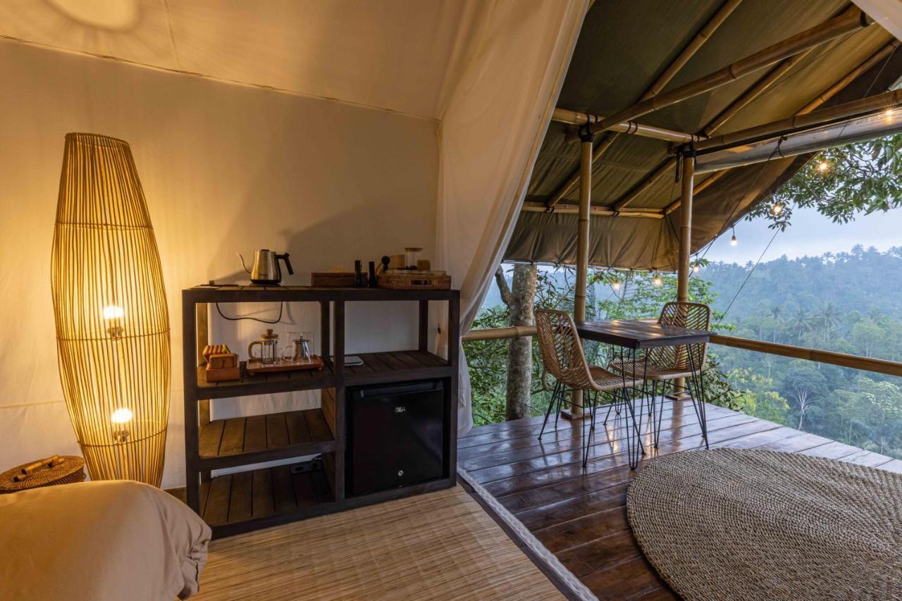 Plantation Hideaway