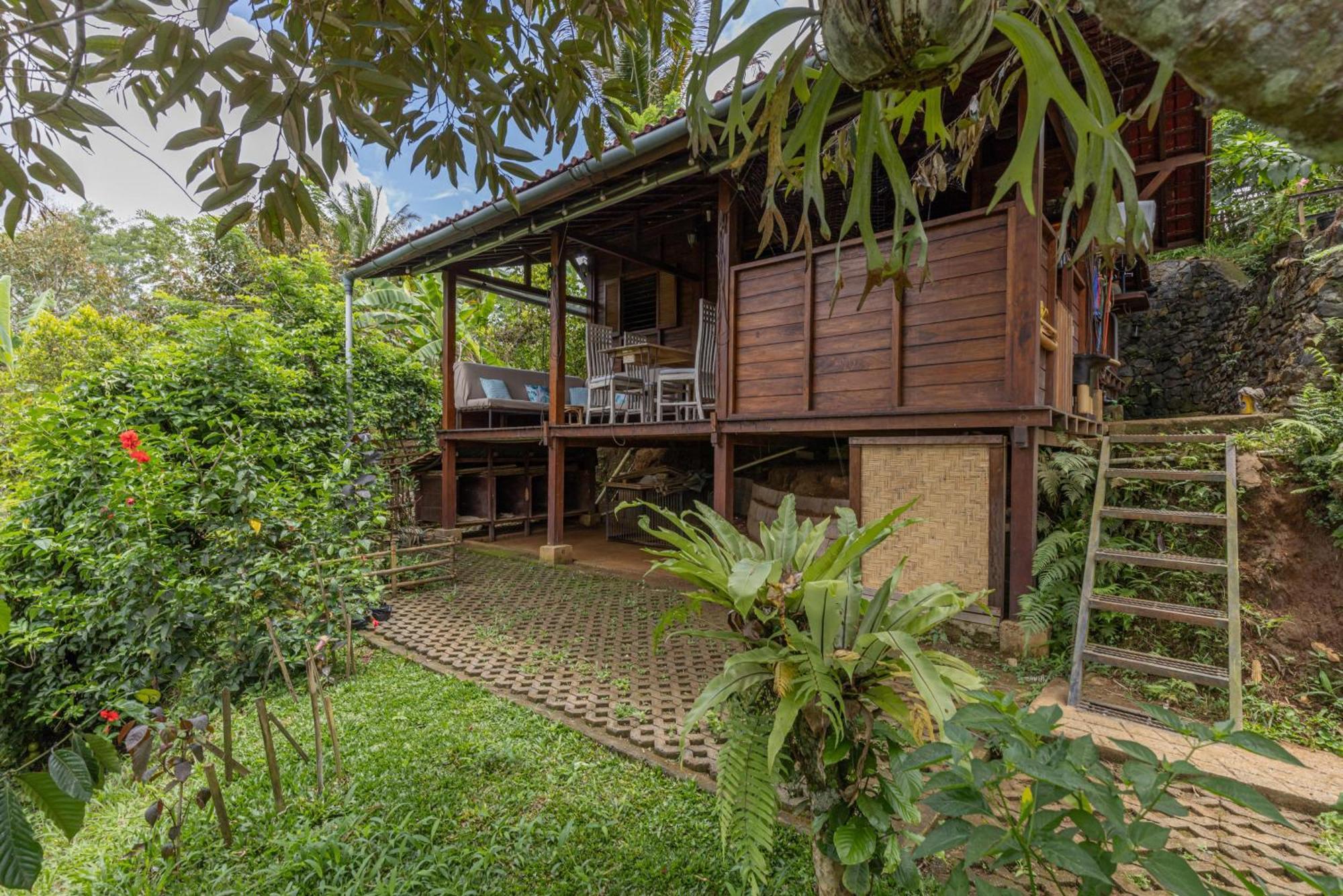 Tenda mewah Plantation Hideaway Sanda